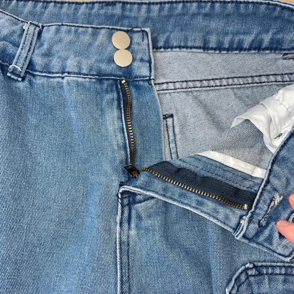 N/A women blue